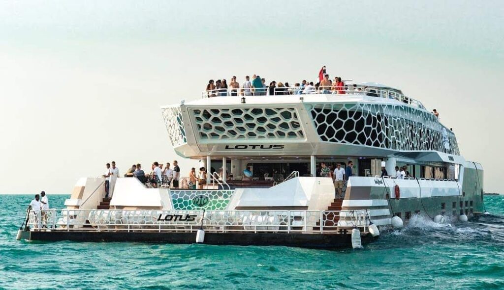 Lotus Mega Yacht Dinner Cruise Dubai