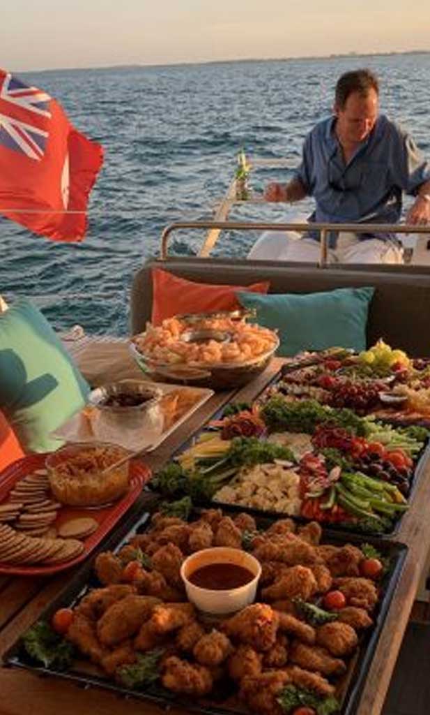 dubai yacht catering