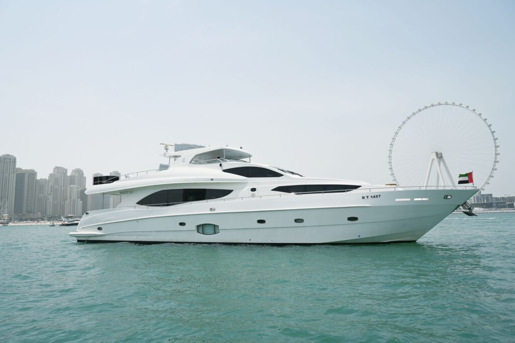 Majesty Luxury 101 ft Yacht