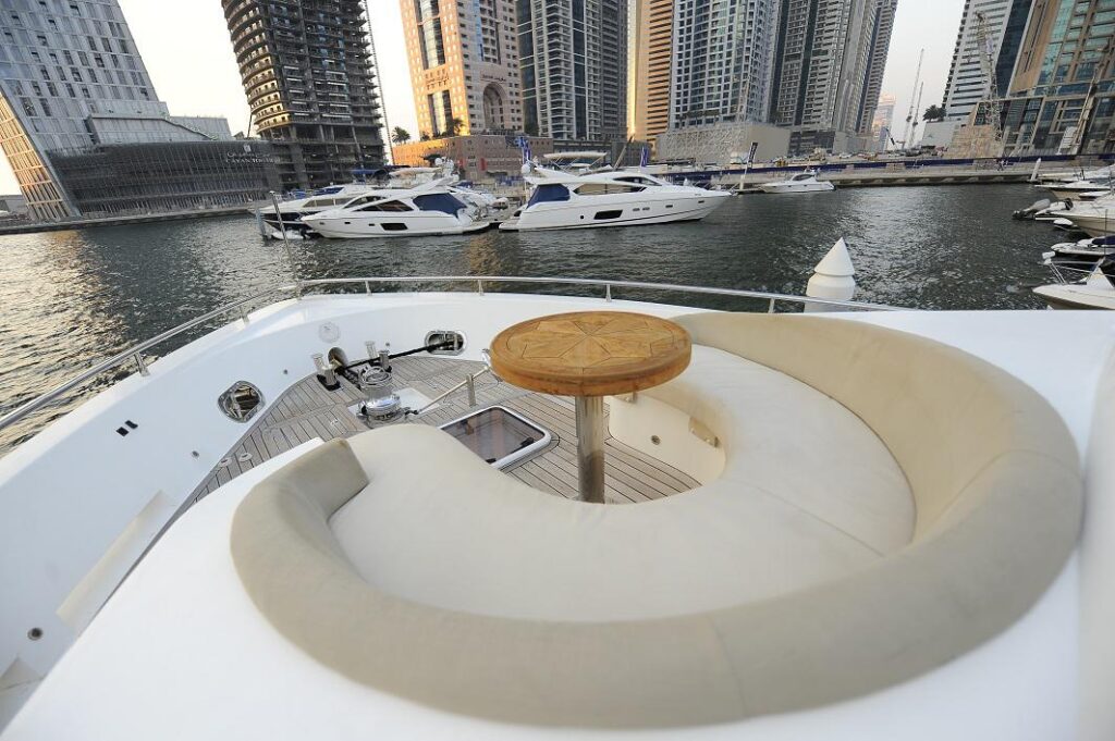 Majesty Luxury 101 ft Yacht 2