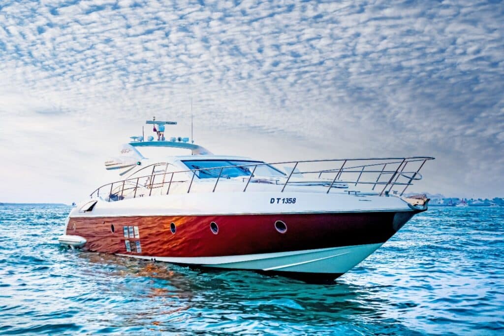 Azimut Luxury 68 ft Yacht