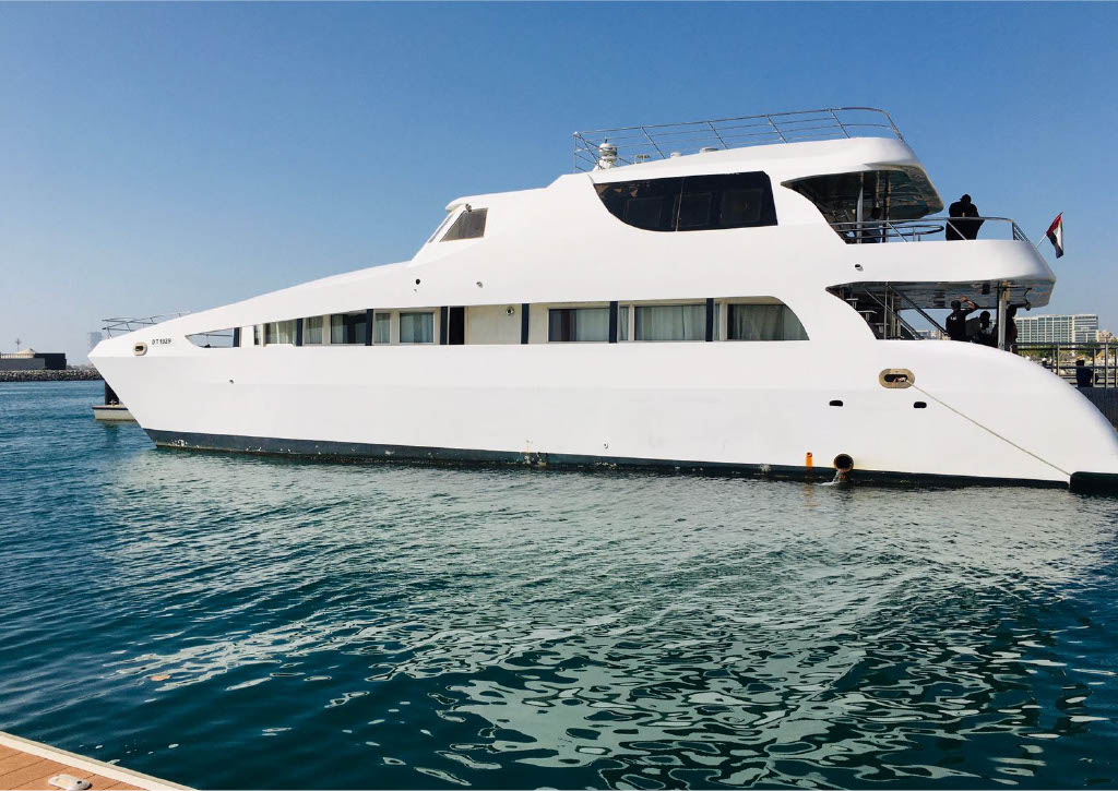 Dream Majesty Events 100ft Yacht
